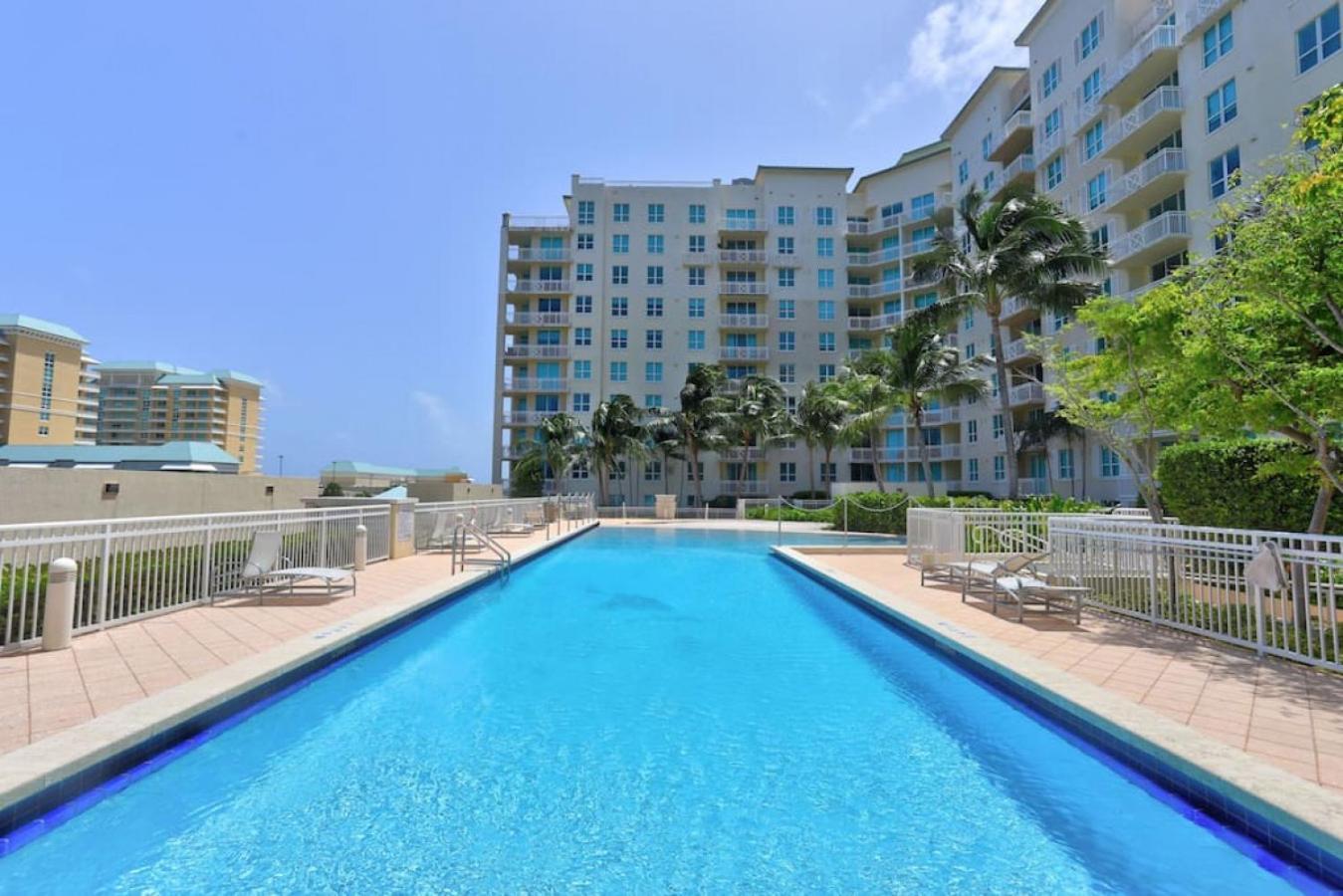 1Br Rooftop Pool-10 Min Walk To Beach Бойнтън Бийч Екстериор снимка